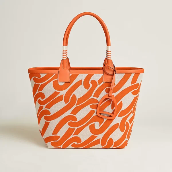 Steeple 28 bag