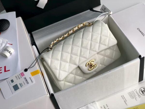 Chanel woman’s bag