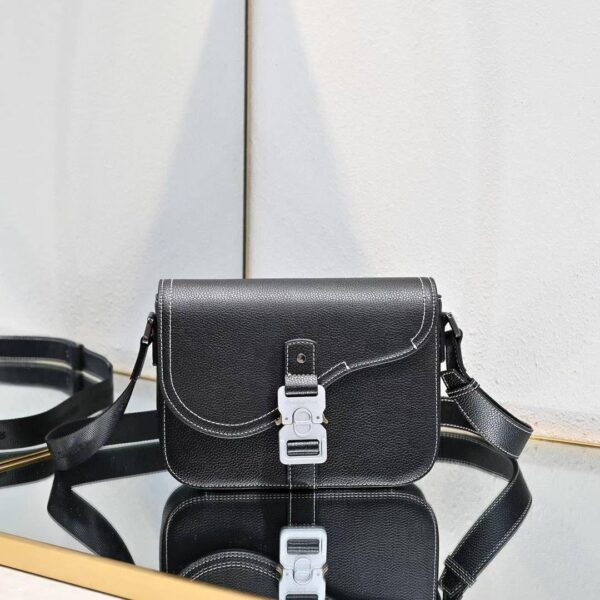 Dior woman’s bag