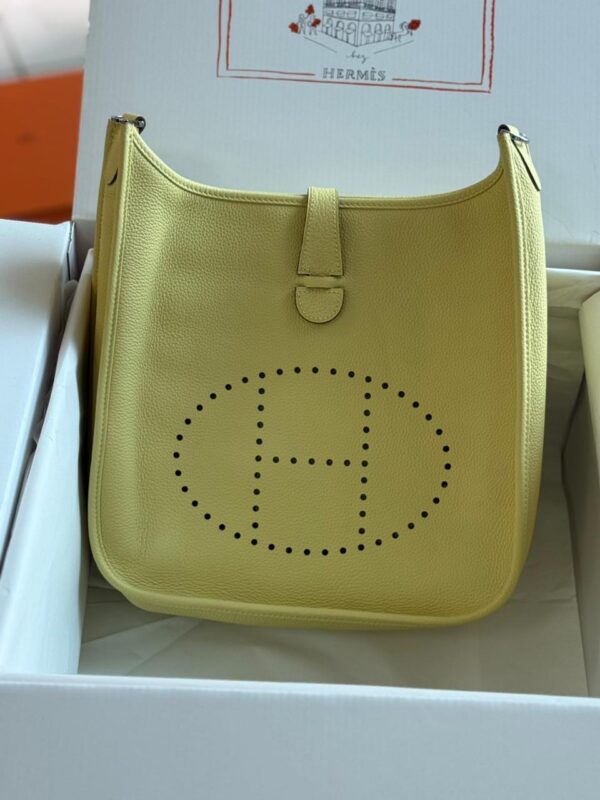 Hermès women’s bag