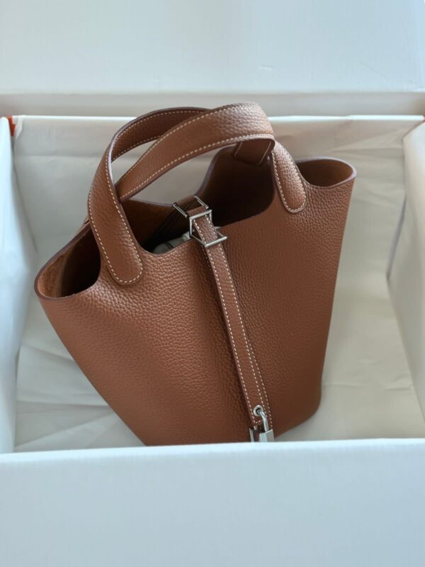 Hermès women’s bag